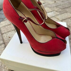 YSL Size 9 (39)
